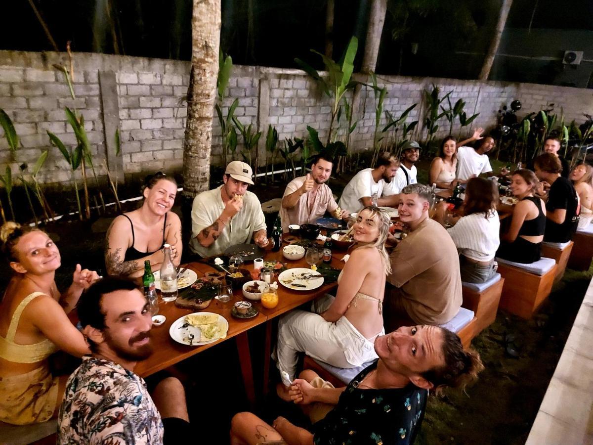 Twiny'S Hotel Kuta  Kültér fotó